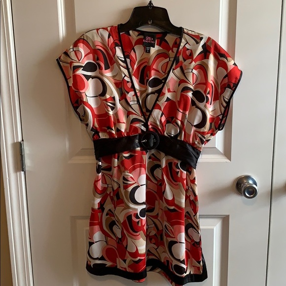 2B Bebe Tunic Top - Picture 1 of 5